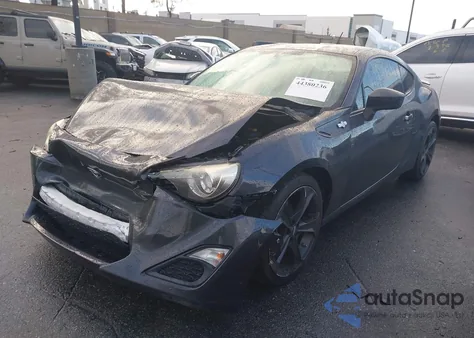 2014 Scion Fr-S Monogram z USA, uszkodzony, nr VIN JF1ZNAA1XE8707899